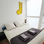 Passage Secret - Ideal Pro, Couples, Familles & Amis - Le Calme En Hypercentre - Wifi Haut Debit - Netflix - Machine A Laver - Gare, Cathedrale, Commerces, Restaurants & Transports En Commun A Moins De 10 Minutes A Pied