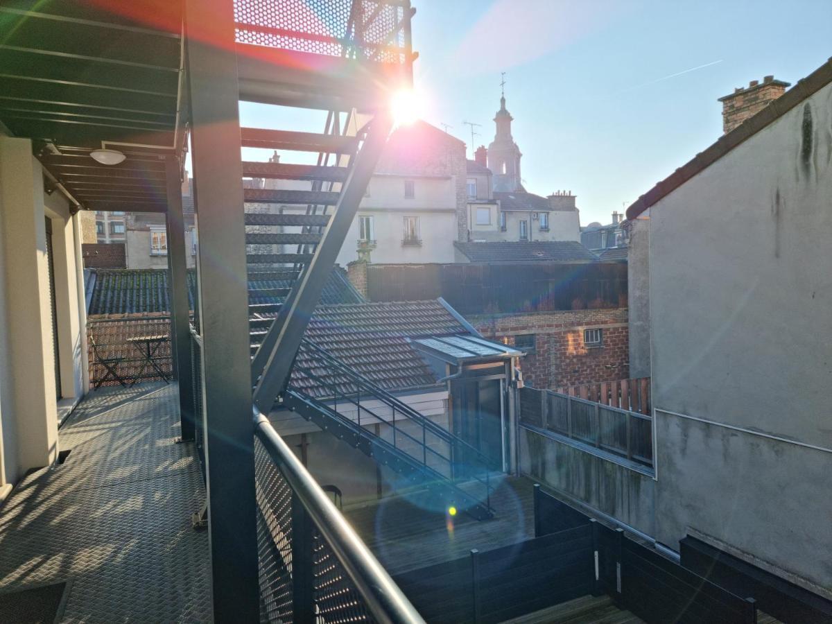 Passage Secret - Ideal Pro, Couples, Familles & Amis - Le Calme En Hypercentre - Wifi Debit - Netflix - Machine A Laver - Gare, Cathedrale, Commerces, Restaurants & Transports En Commun A Moins De 10 Minutes A Pied Reims