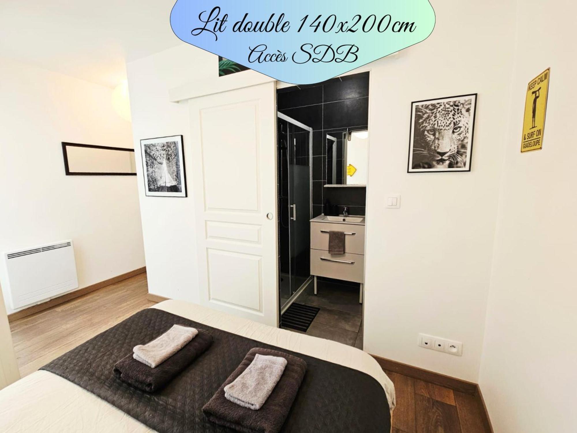 Apartment Passage Secret - Ideal Pro, Couples, Familles & Amis - Le Calme En Hypercentre - Wifi Debit - Netflix - Machine A Laver - Gare, Cathedrale, Commerces, Restaurants & Transports En Commun A Moins De 10 Minutes A Pied Reims